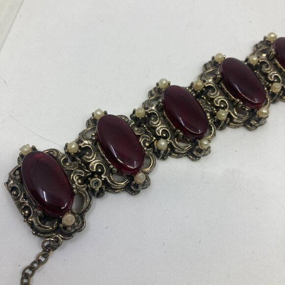 Vtg SELRO SELINI ? thermoplastic red metal gothic panel bracelet - Picture 3 of 5